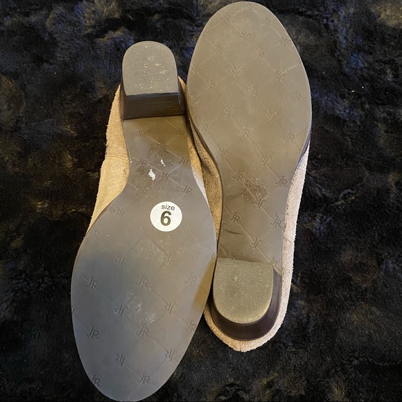 Jack Rogers Marianne Gray Suede Ankle Bootie 6 - Picture 8 of 8